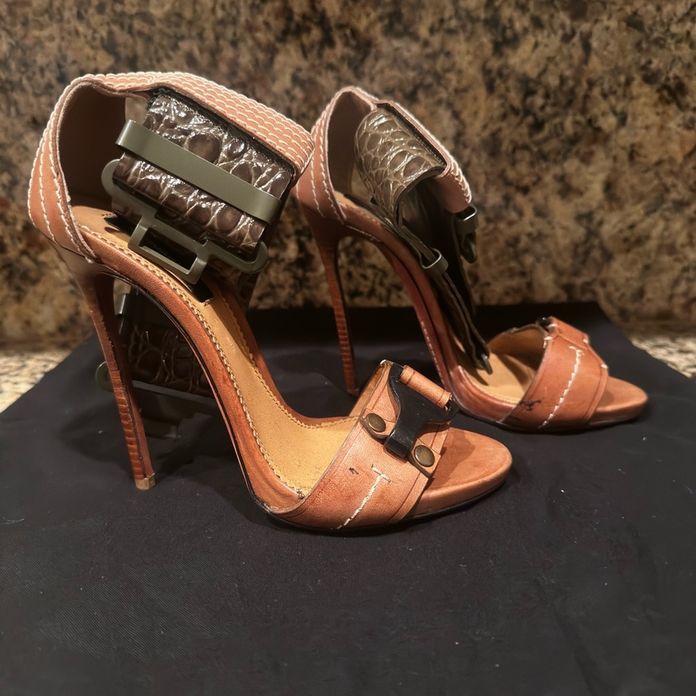 DSQUARED Brown and Olive Leather High Heel Sandals with Buckle Detail